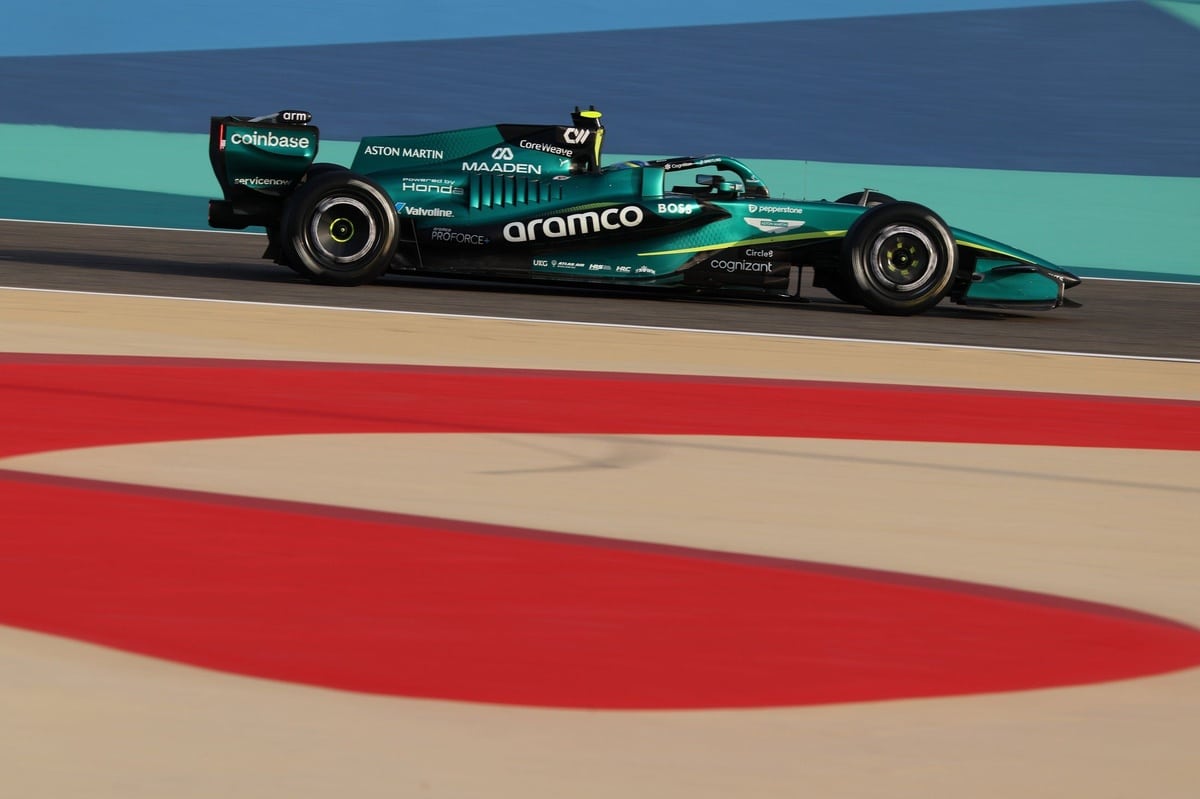 خودروی استون در تست