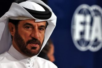 محمد بن سلیم ریییس فدراسیون جهانی اتومبیلرانی ناظر مستقیم روی فرمول یک